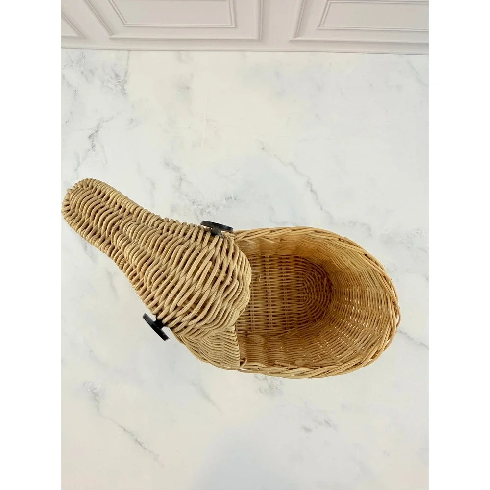 Vintage Woven Wicker Reed Duck Basket 10x8x5